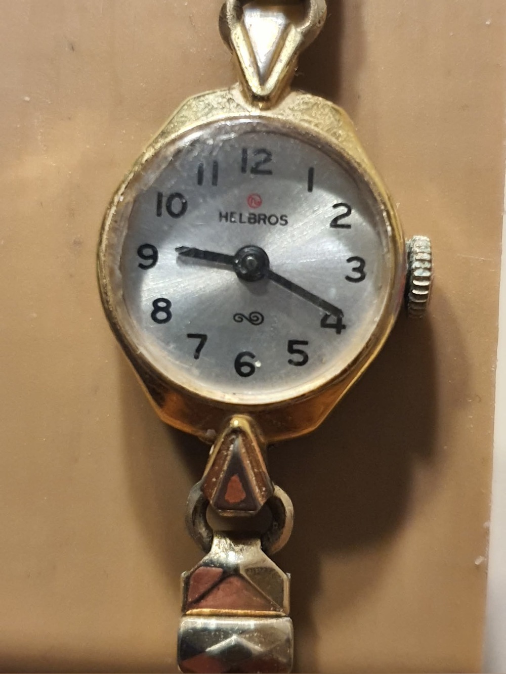 🦋10/$20🦋Vtg Helbros Goldtone/Silver Wind-Up Women's Watch For Parts or Repair